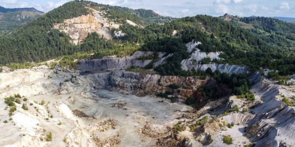 Sísmica de Refracción Escarificabilidad de las rocas en el Alt Empordà