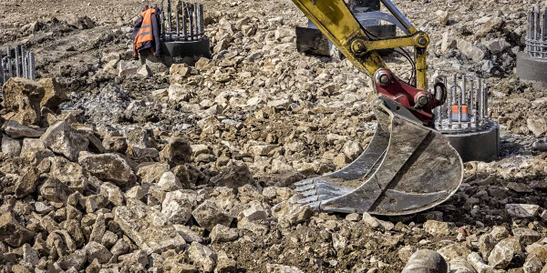 Ingeniería Geotécnica Cimentaciones superficiales en el Alt Empordà